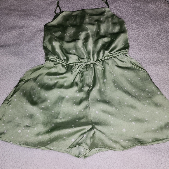 NWT Dolls Kill Mint Green Covered In Stars 🌟 Satin Romper - Picture 8 of 13